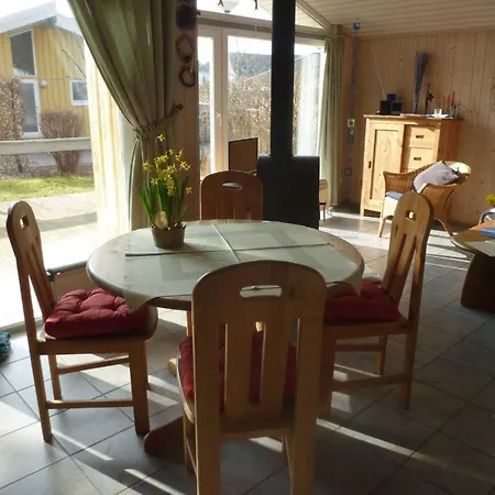 Mit Sauna Im Mirow Nyaraló