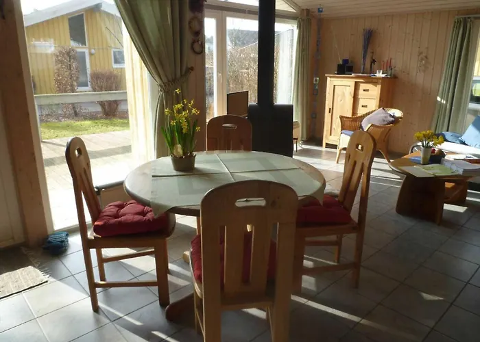 Mit Sauna Im Mirow Hébergement de vacances